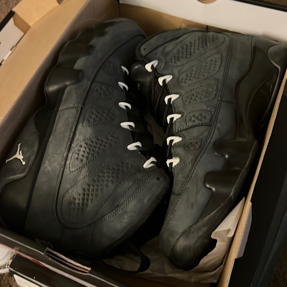 Nubuck Grey retro Jordan 9